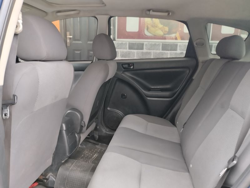 Thumbnail 5 of 2006 Pontiac Vibe